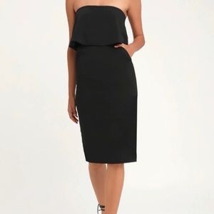 Black midi strapless formal dress from Lulu’s.